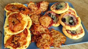 Read more about the article KETO mini pizza w 3 smakach ??