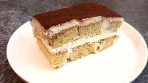Read more about the article KETO tiramisu, czyli przepis na pyszne ciasto bez cukru
