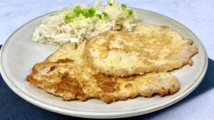 Read more about the article Poznaj ten przepis na soczyste kotlety schabowe