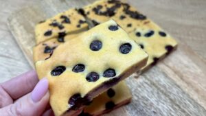 Read more about the article Pieczony naleśnik bez białej mąki i cukru – puszysty i pyszny